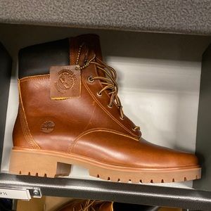 Meet your Posher, Uzair